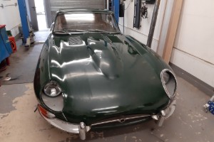 E Type 300x200 vince gibbs classic cars